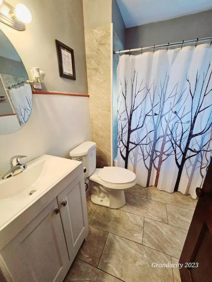 Lovely! Near Cleve Clinic/Uh/Cwru/Dwntwn W/Porch Villa Cleveland Exteriör bild