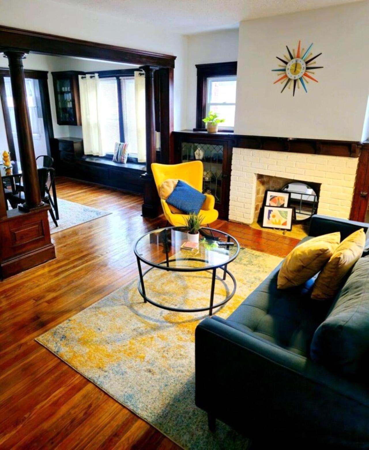 Lovely! Near Cleve Clinic/Uh/Cwru/Dwntwn W/Porch Villa Cleveland Exteriör bild